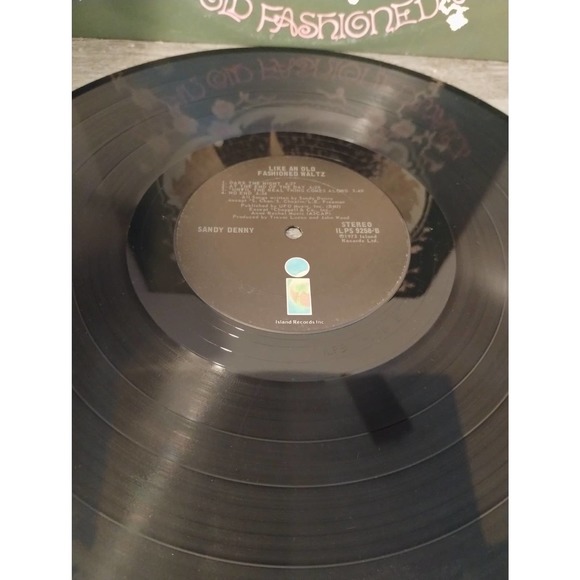 Sandy Denny Like An Old Fashioned Waltz 1973 LP Vinyl Island Records ILPS-9258 - Picture 3 of 4